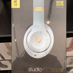 Beats studio3 wireless headphones